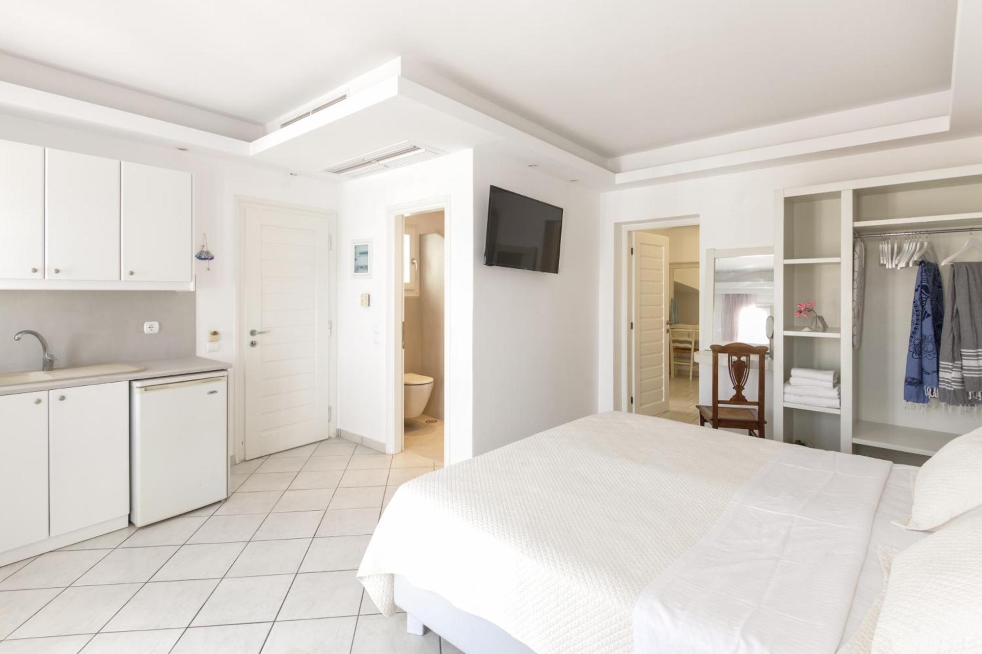 Alexandros Apartments Náusza Kültér fotó